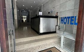 Hotel Moraes próximo a 25 de Março, Brás e Bom Retiro - Reserve agora e só pague no check-in